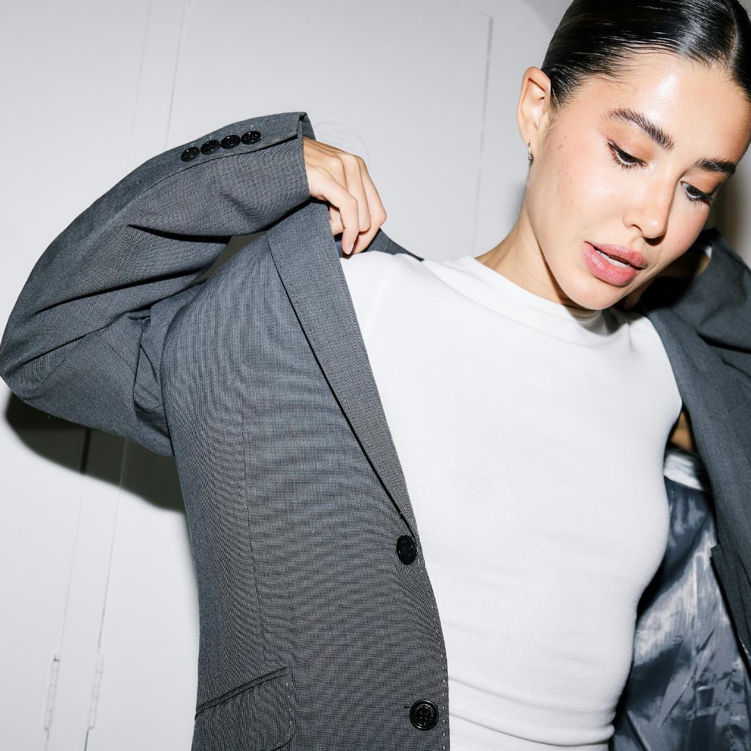 Winter Fashion Square (3).png