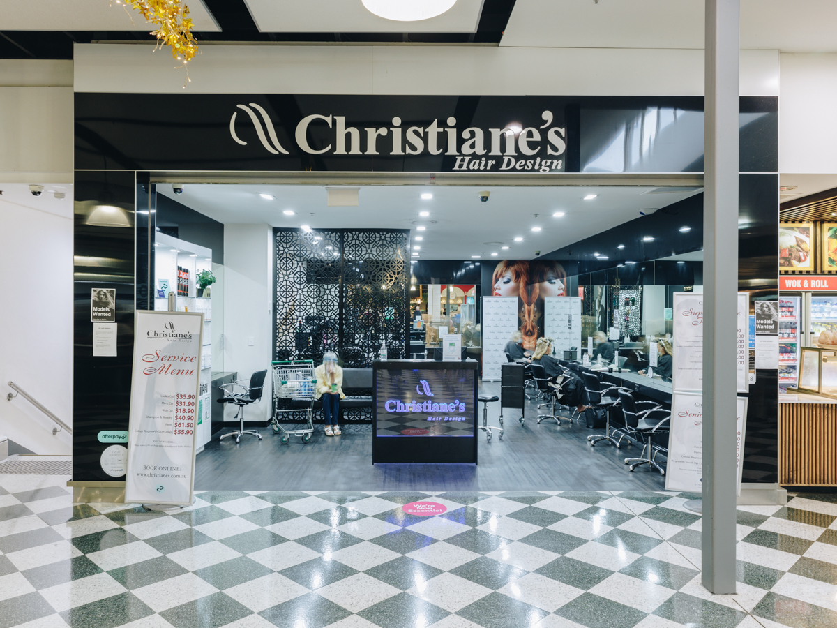 CHRISTIANES.jpg